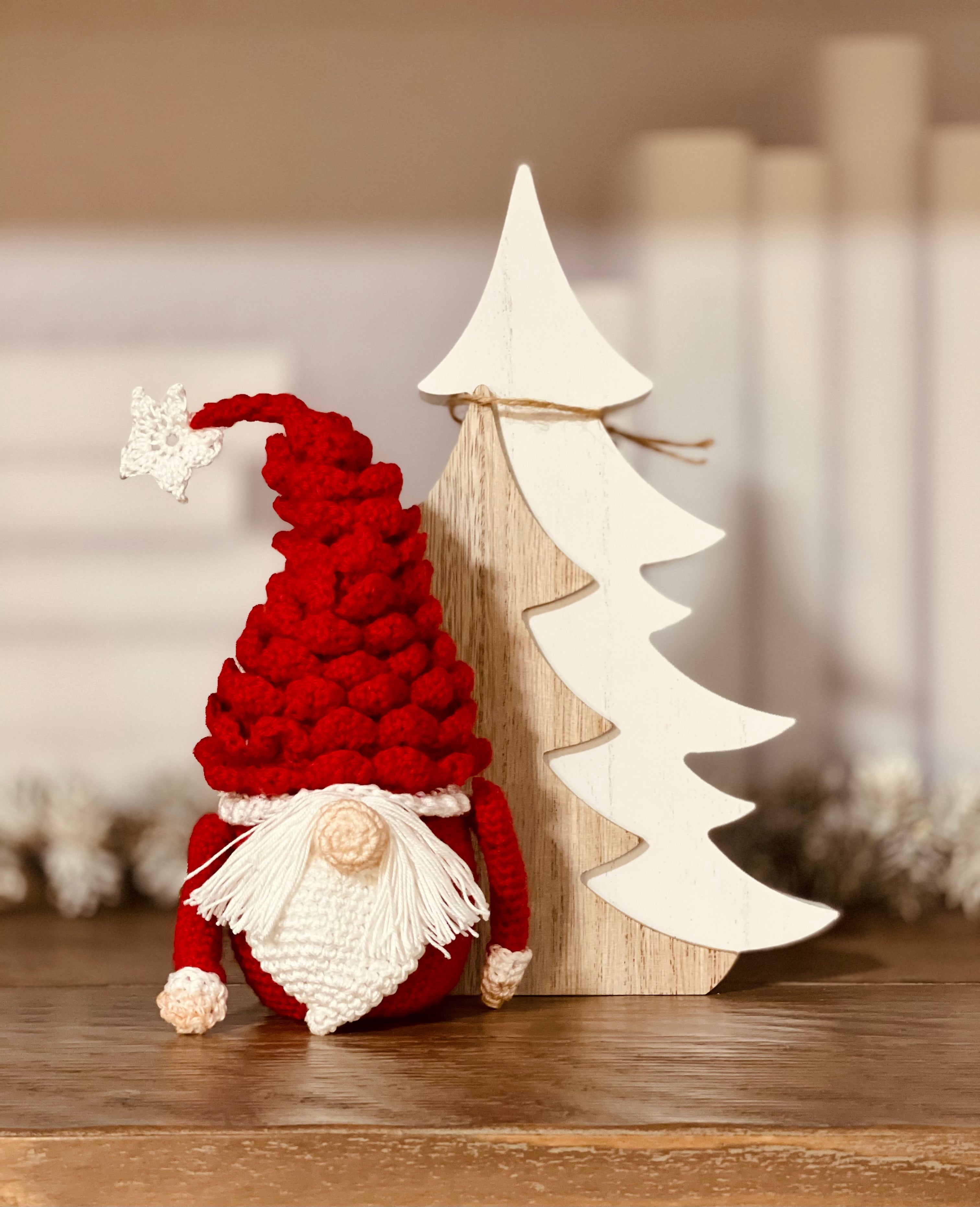 Santa Gnome - Crochet Pattern